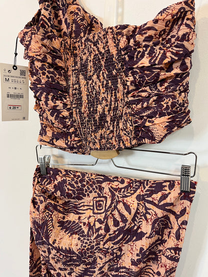 ZARA. Conjunto top y falda mdi estampado. T S/M