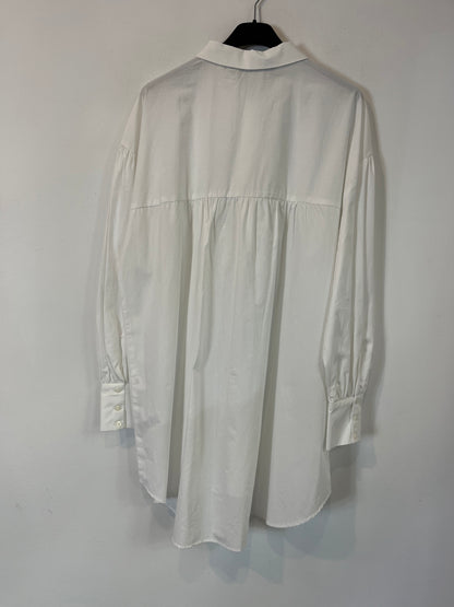 ZARA. Camisa blanca fruncidos espalda. T S