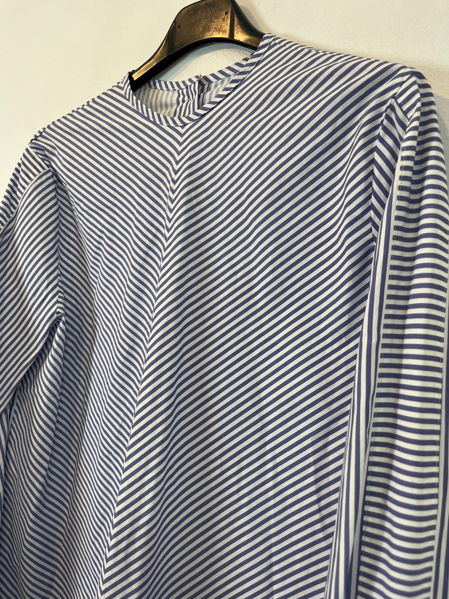 SILVIA TCHERASSI. Blusa rayas detalle mangas. T M