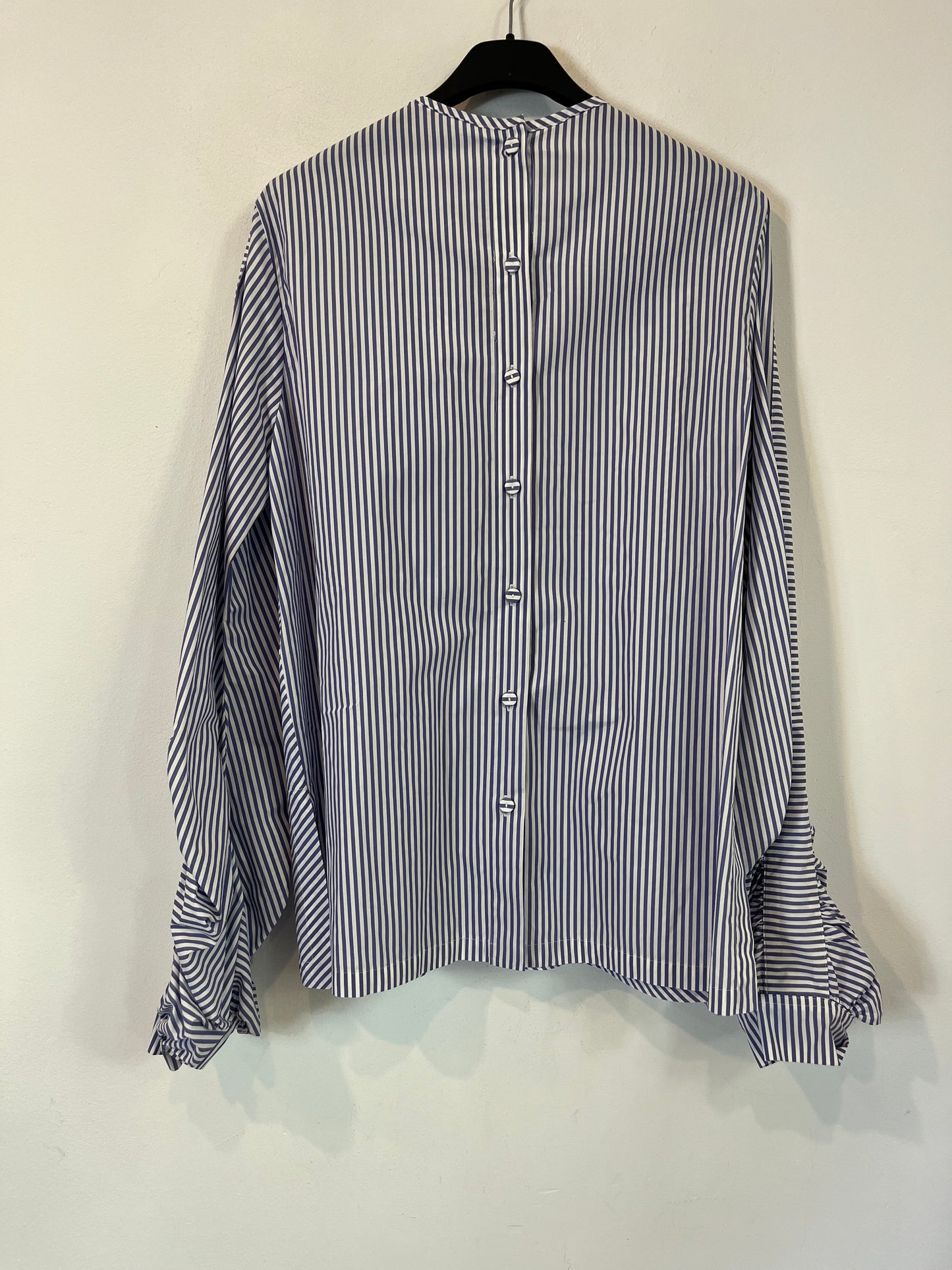 SILVIA TCHERASSI. Blusa rayas detalle mangas. T M