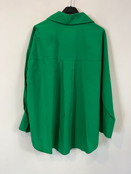 ZARA. Camisa verde algodón. T M