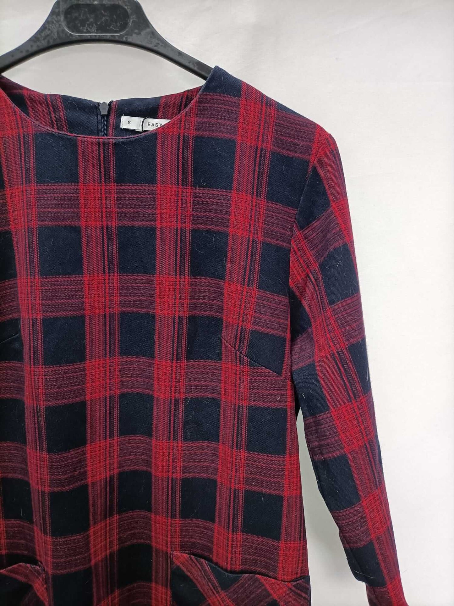 EASY WEAR. Short tartan dress Ts