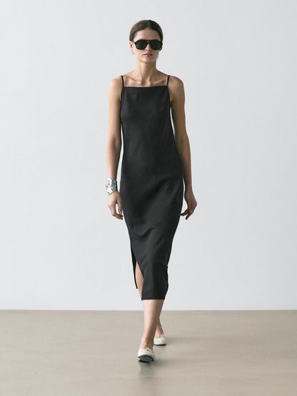 MASSIMO DUTTI. Vestido negro midi de lino