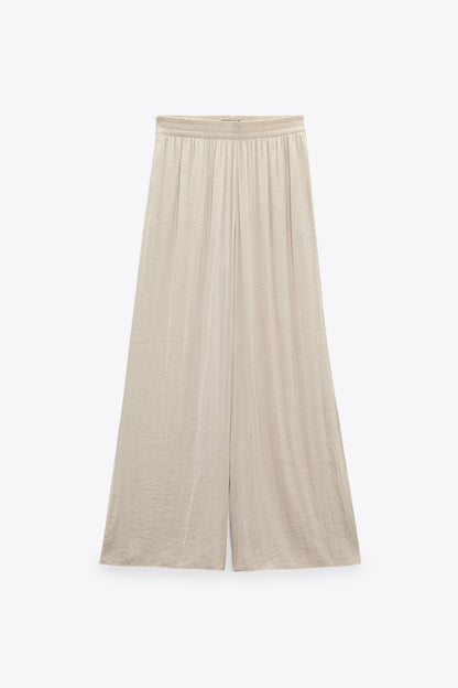 ZARA. Pantalón falda tipo fluida