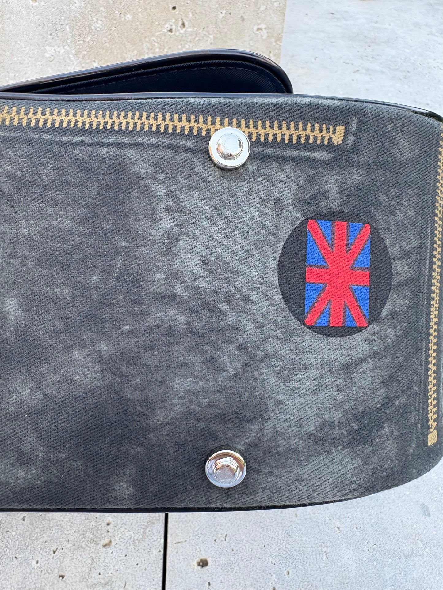 CHRISTIAN DIOR. Bolso Speedway Saddle denim