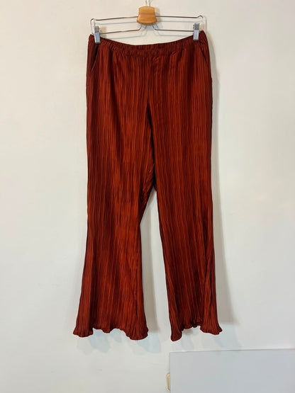 BARILOCHE. Houndstooth trousers size 36