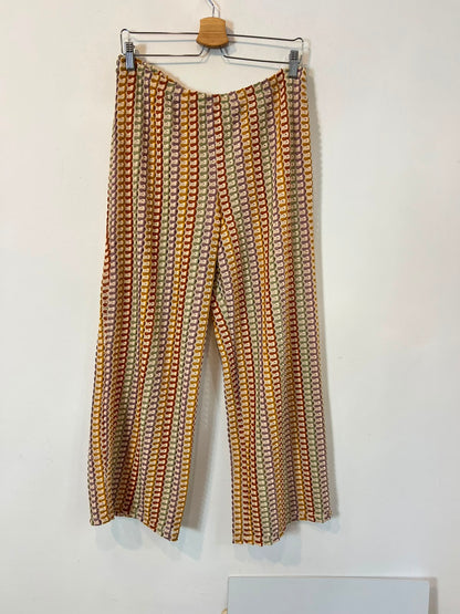 BARILOCHE. Houndstooth trousers size 36
