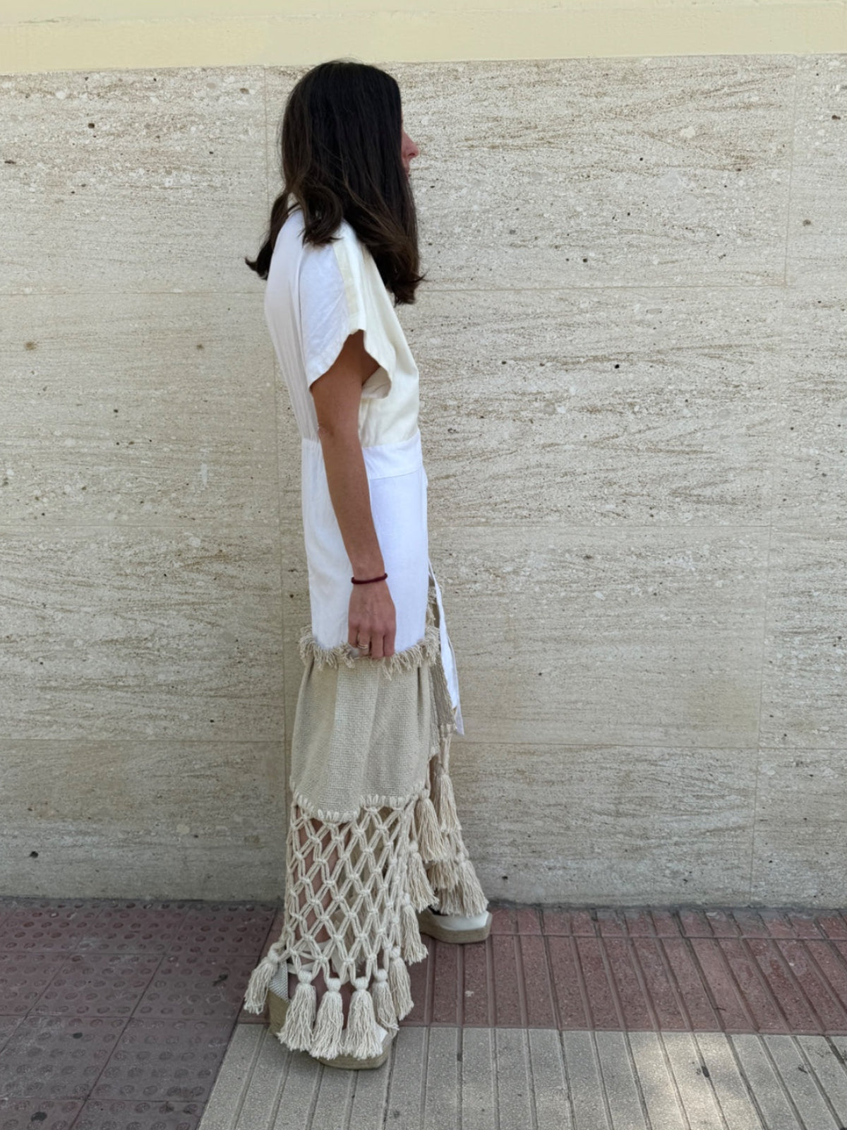 YENNYBASTIDA. Vestido blanco detalle borlas. T S