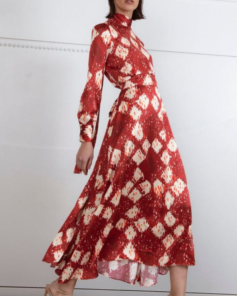 IQ COLLECTION. Vestido fluido estampado lazada