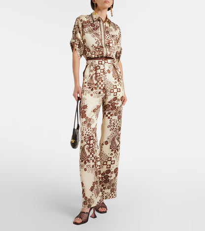 ALÉMAIS. Conjunto fluido  satinado estampado