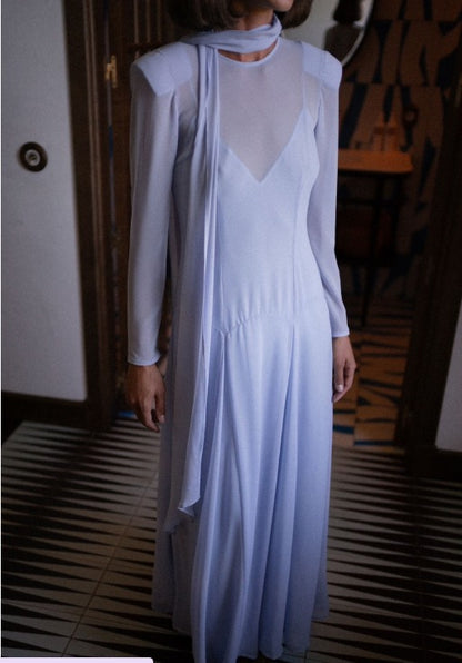 ANDION. Vestido azul claro gasa