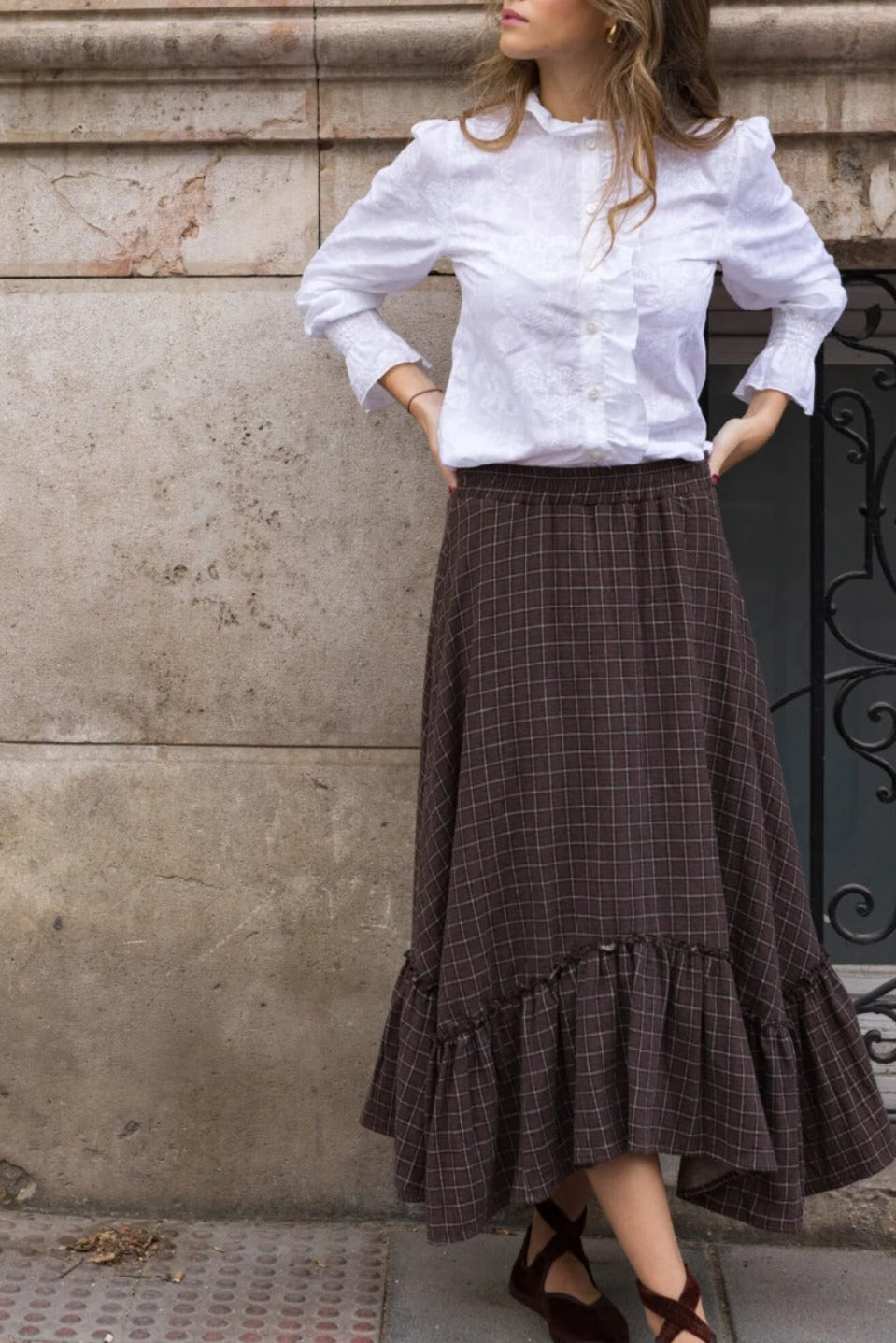 COTTON CROWN. Falda evasé tartán marrón