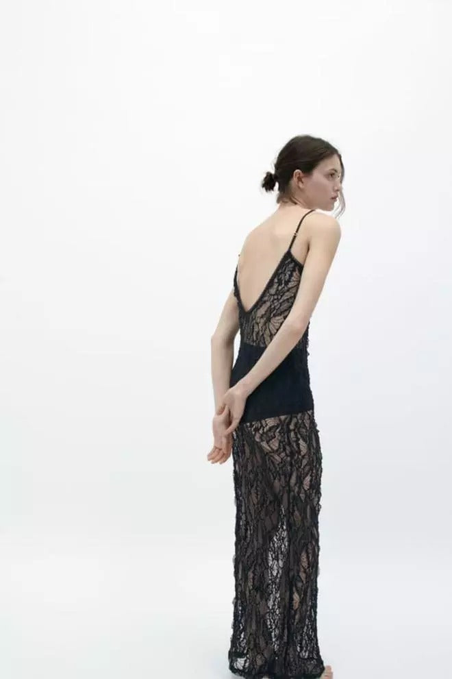 ZARA. Vestido largo calado elástico
