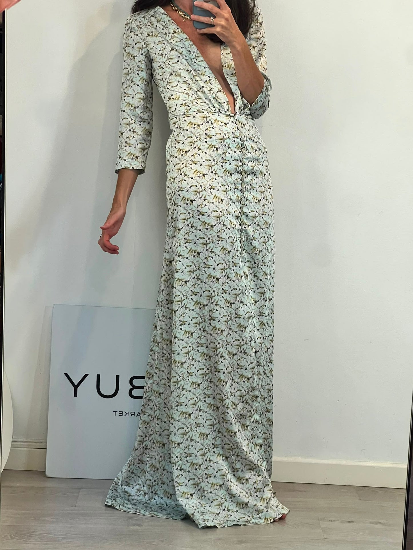 MELENA DE LEON. Vestido largo estampado aberturas