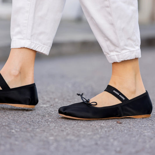 MIU MIU. Bailarina negra piel. T 38