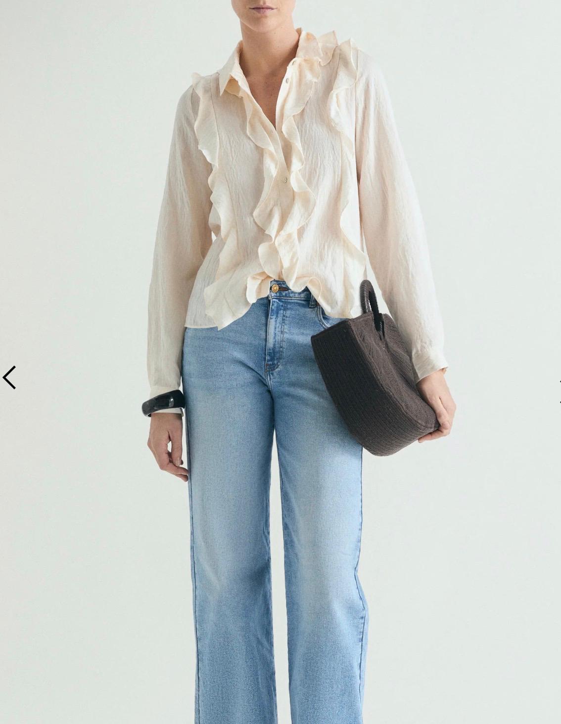 SCLAPERS. Blusa detalle volante