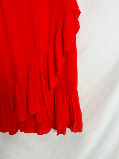H&amp;M. Red ruffled midi skirt. Size 34