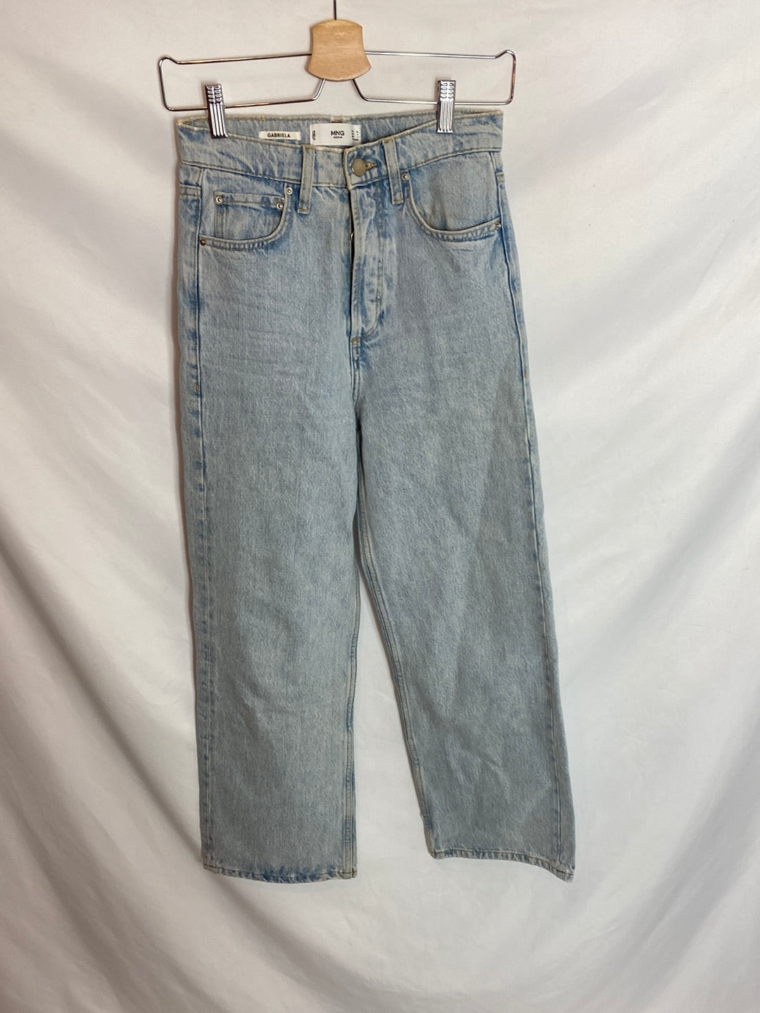 MANGO. Vaqueros wide-leg botones. T.34