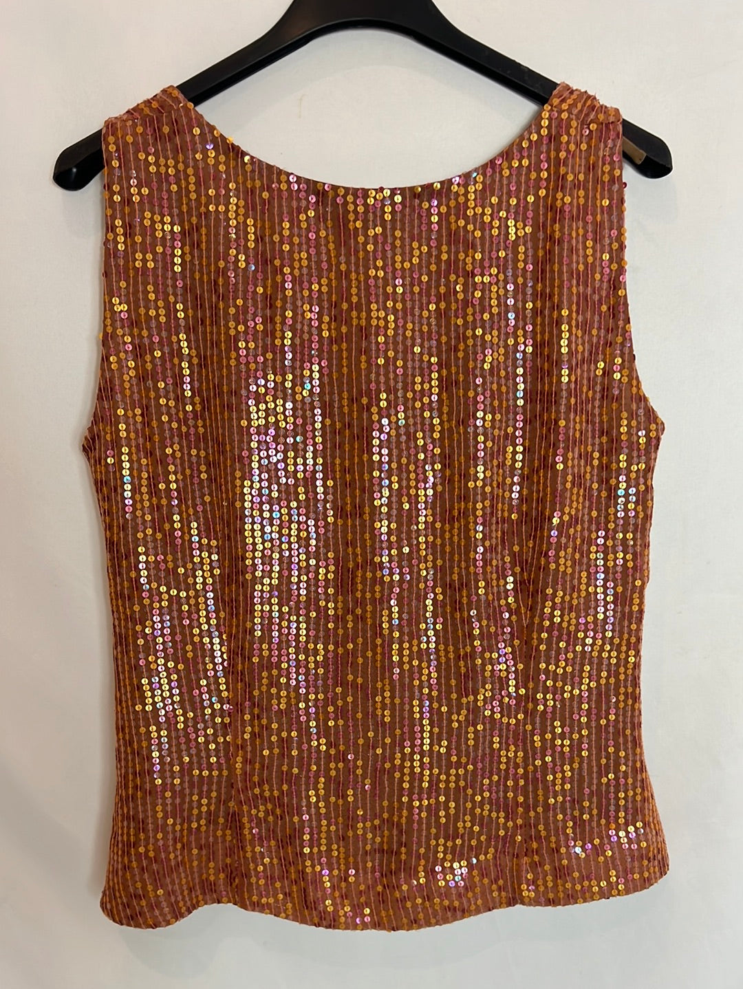 OTHERS. Caldeara sequin top. T 40