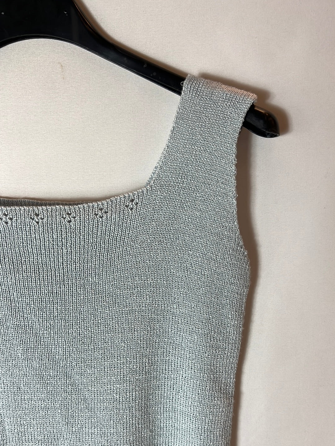 OTHERS. Light blue thread top. S XS
