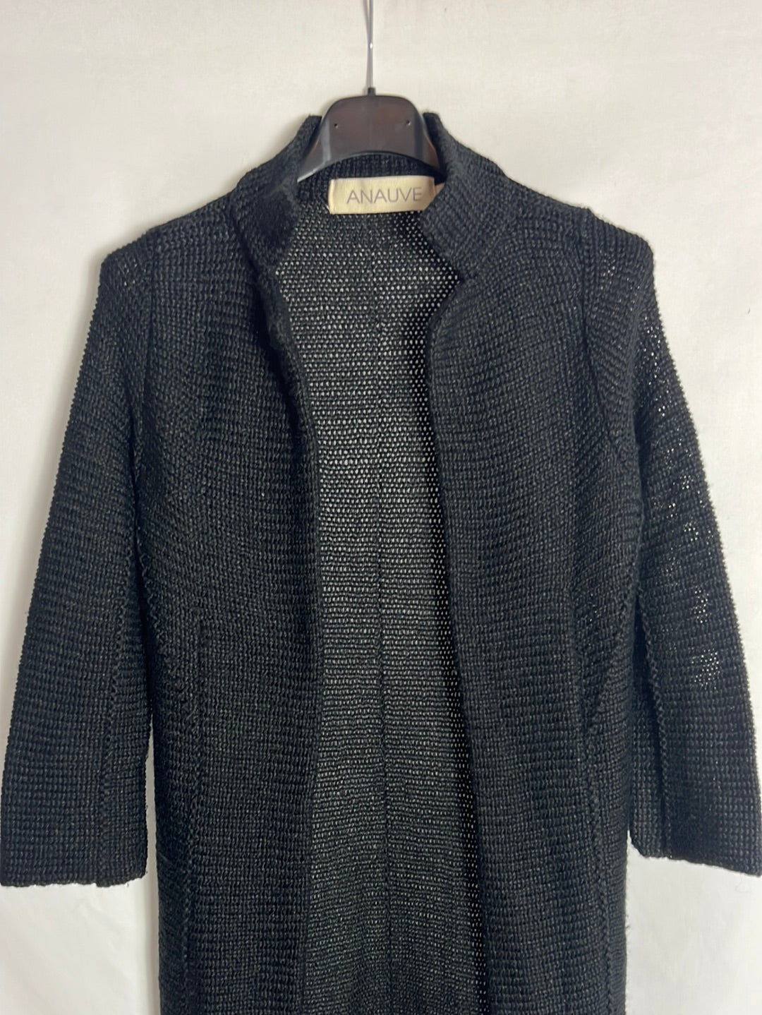 ANAUVE. Chaqueta larga punto negra. T S