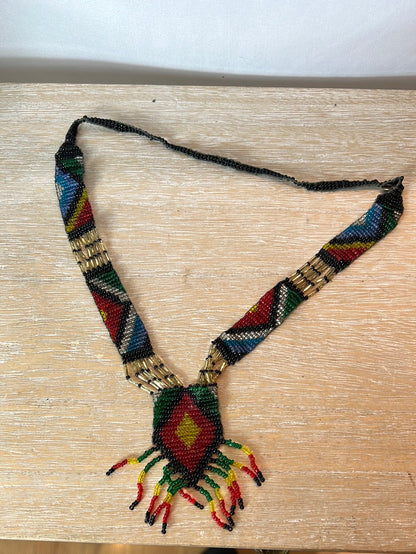 MAJE. Collar étnico