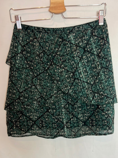 VILA. Short green chiffon skirt. XS