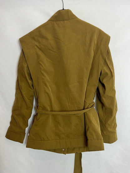INTROPIA. Khaki green quilted jacket. TS
