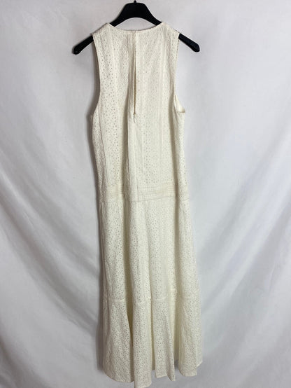 BDBA. Vestido midi blanco troquelado. T.38