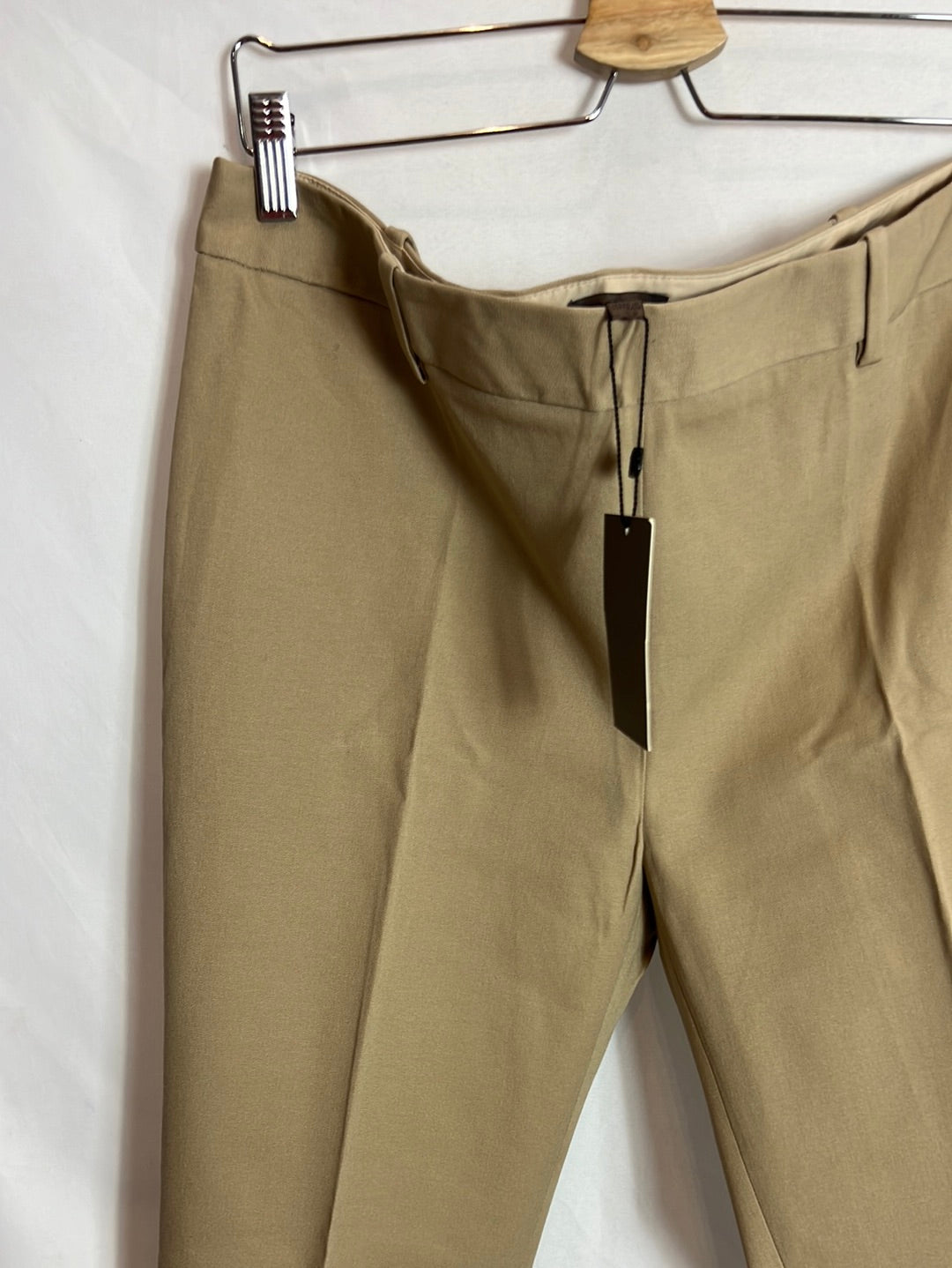 CORTEFIEL. Pantalón pinzas beiges. T 48