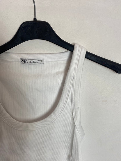 ZARA. White halterneck top. Ts