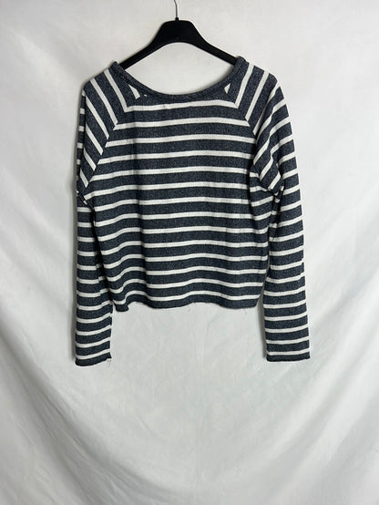 OYSHO. Sudadera azul rayas corta. T M