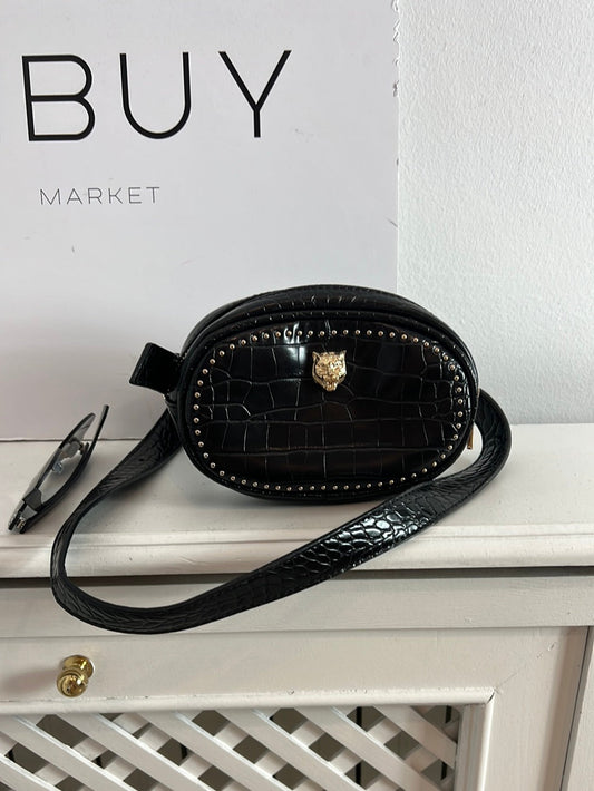 OTHER. Black fanny pack with details