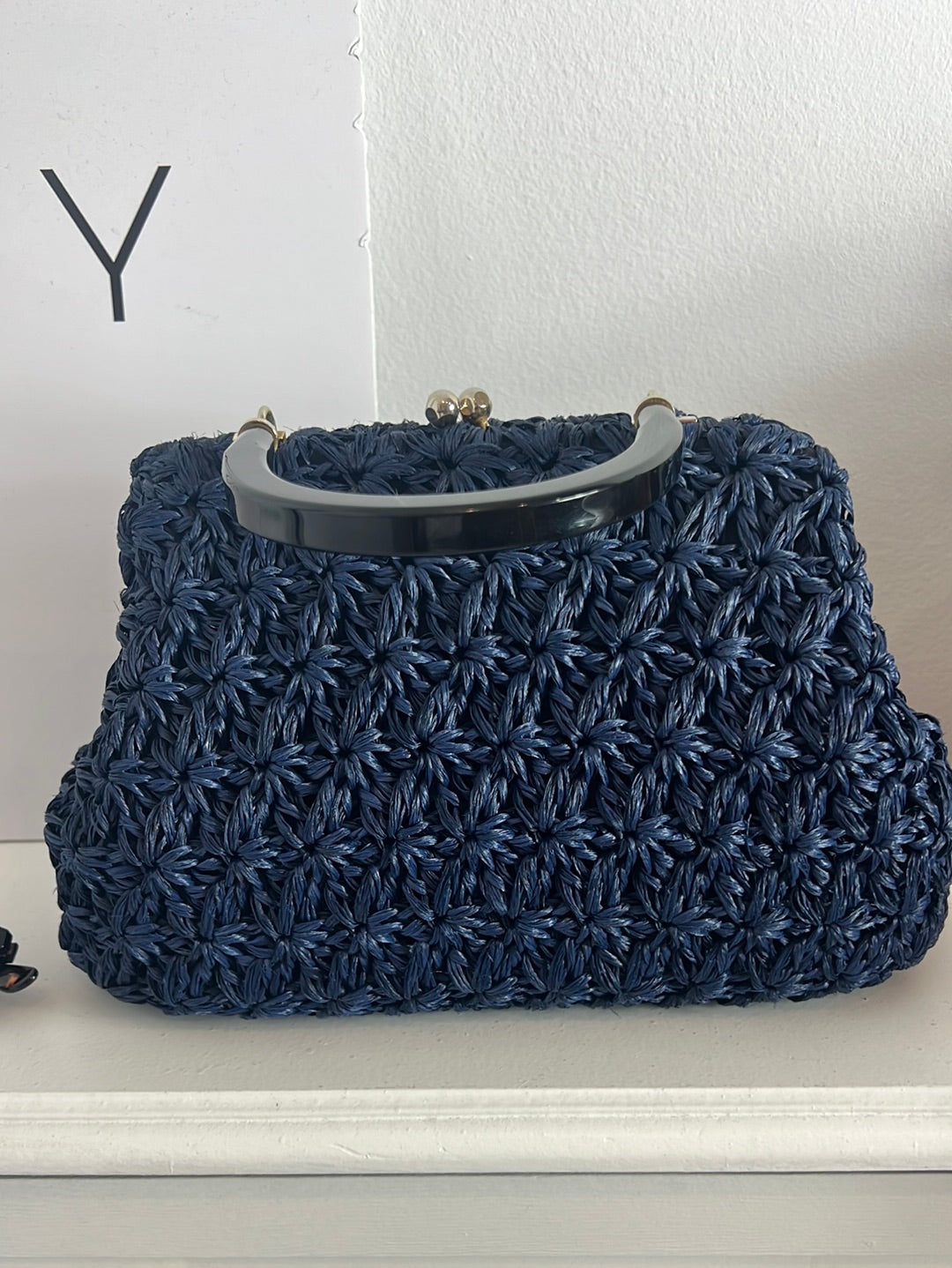 OTRAS. Bolso flores croché