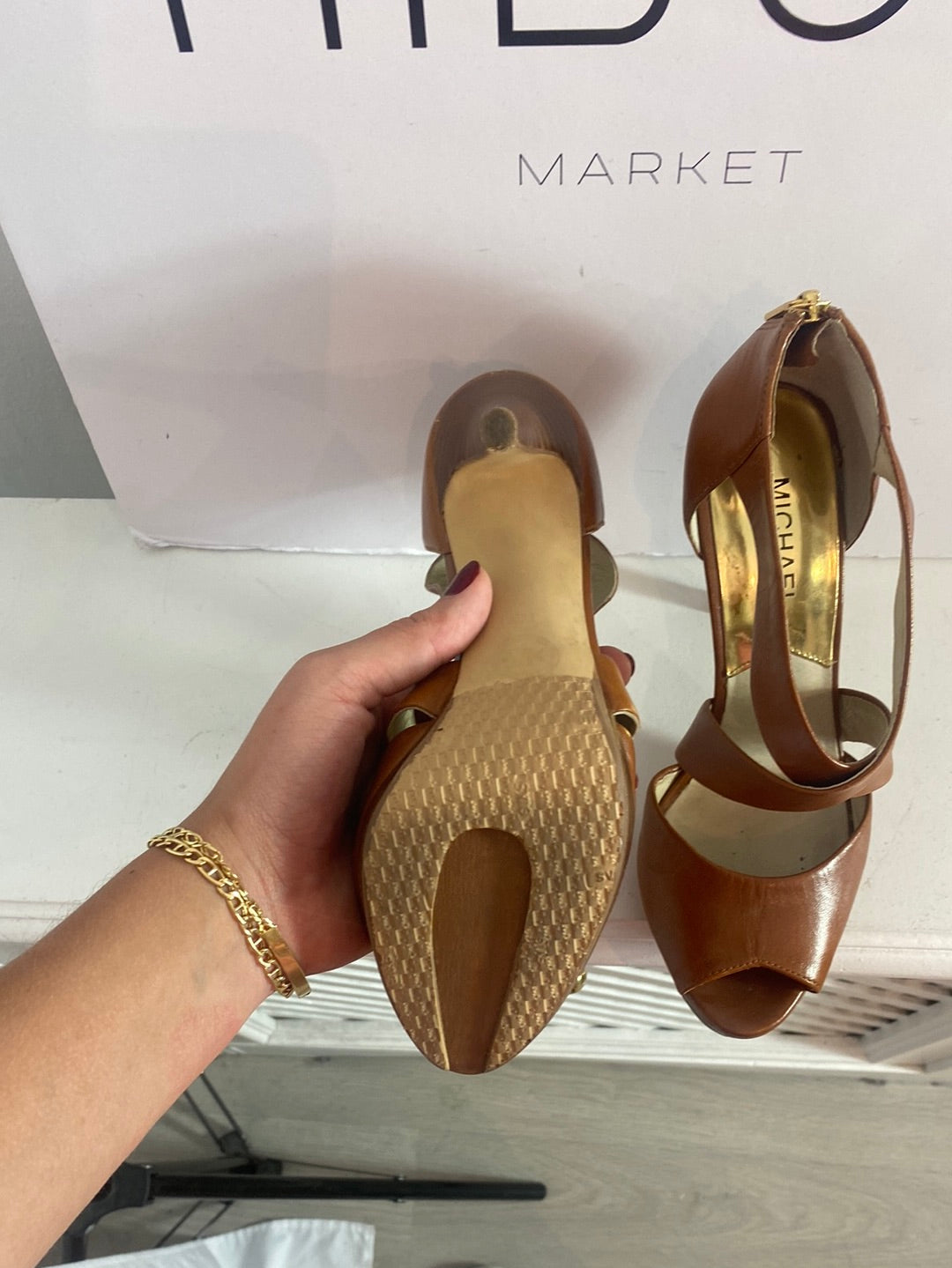 MICHAEL KORS. Sandalias de tacón. T.36