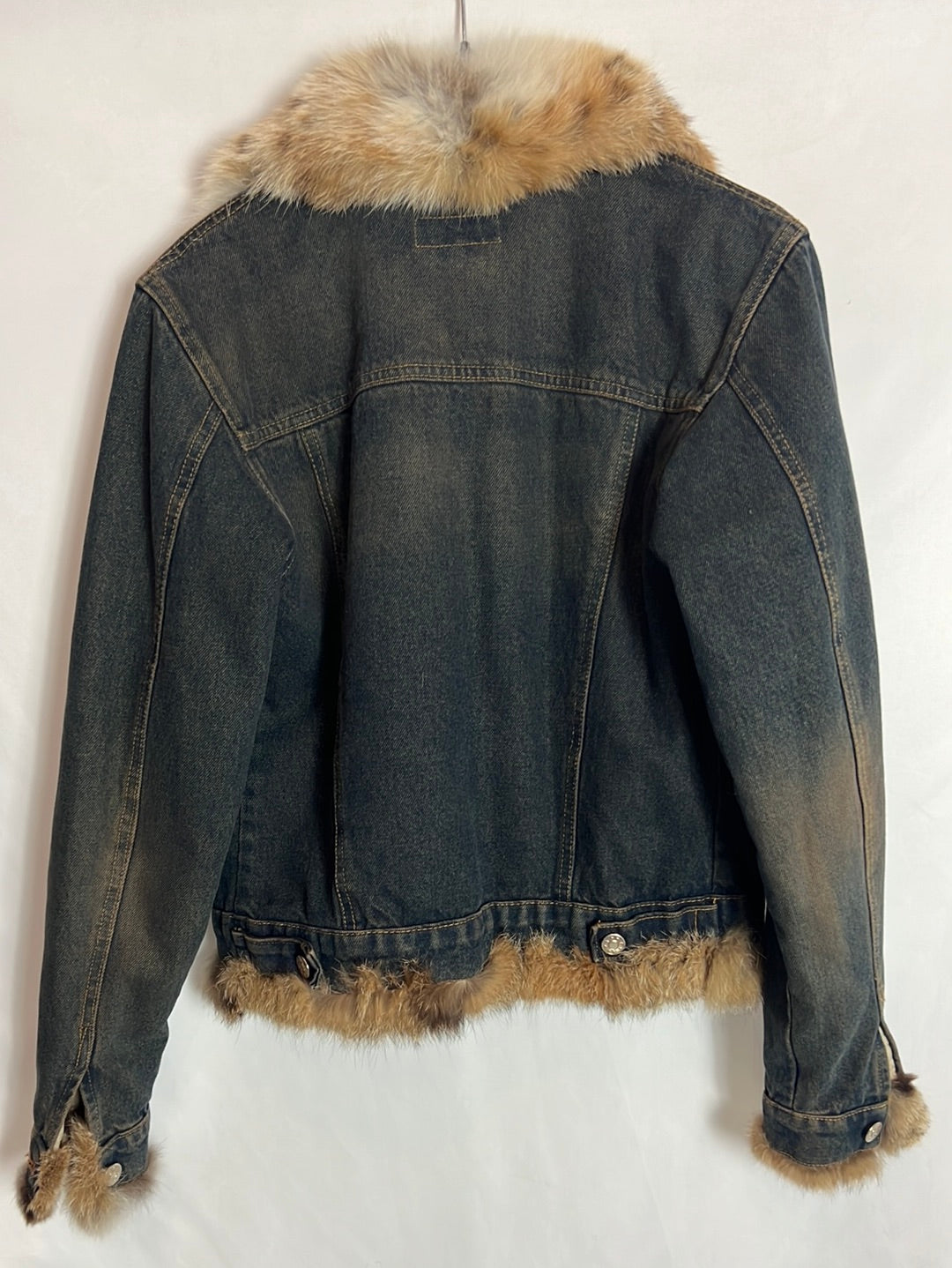 MARIA DI RIPABIANCA. Denim jacket and fur interior. TS (reversible)