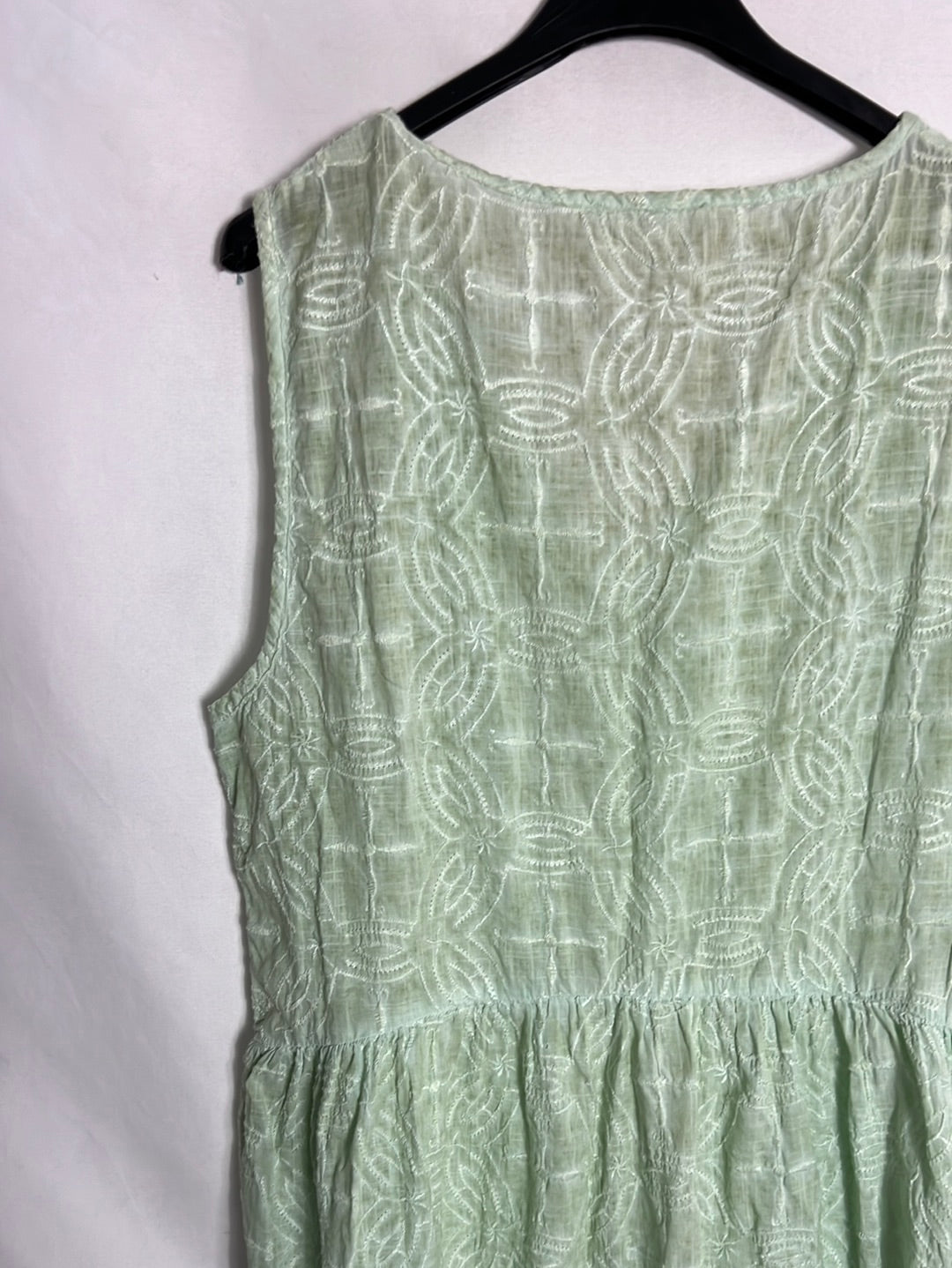 SOUTHER COTTON. Vestido midi textura verde claro. T L