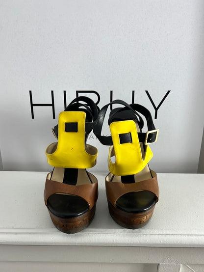 JIMMY CHOO. Sandalias plataforma tricolor texturas. T 36,5