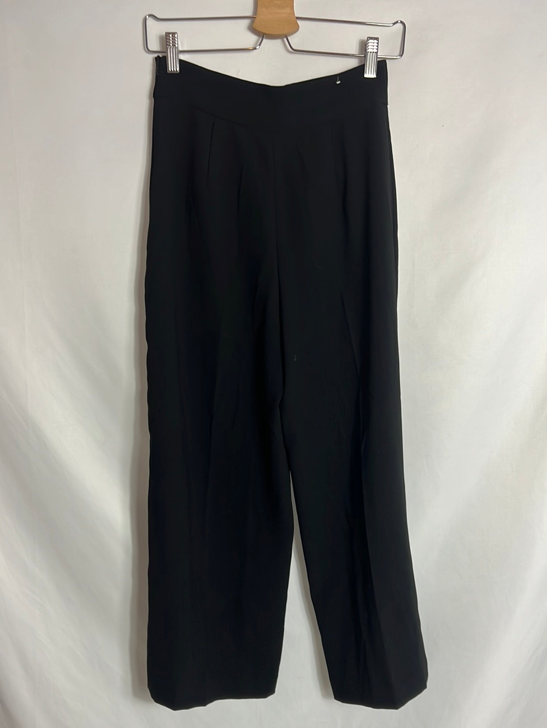 ZARA. Black culottes. XS