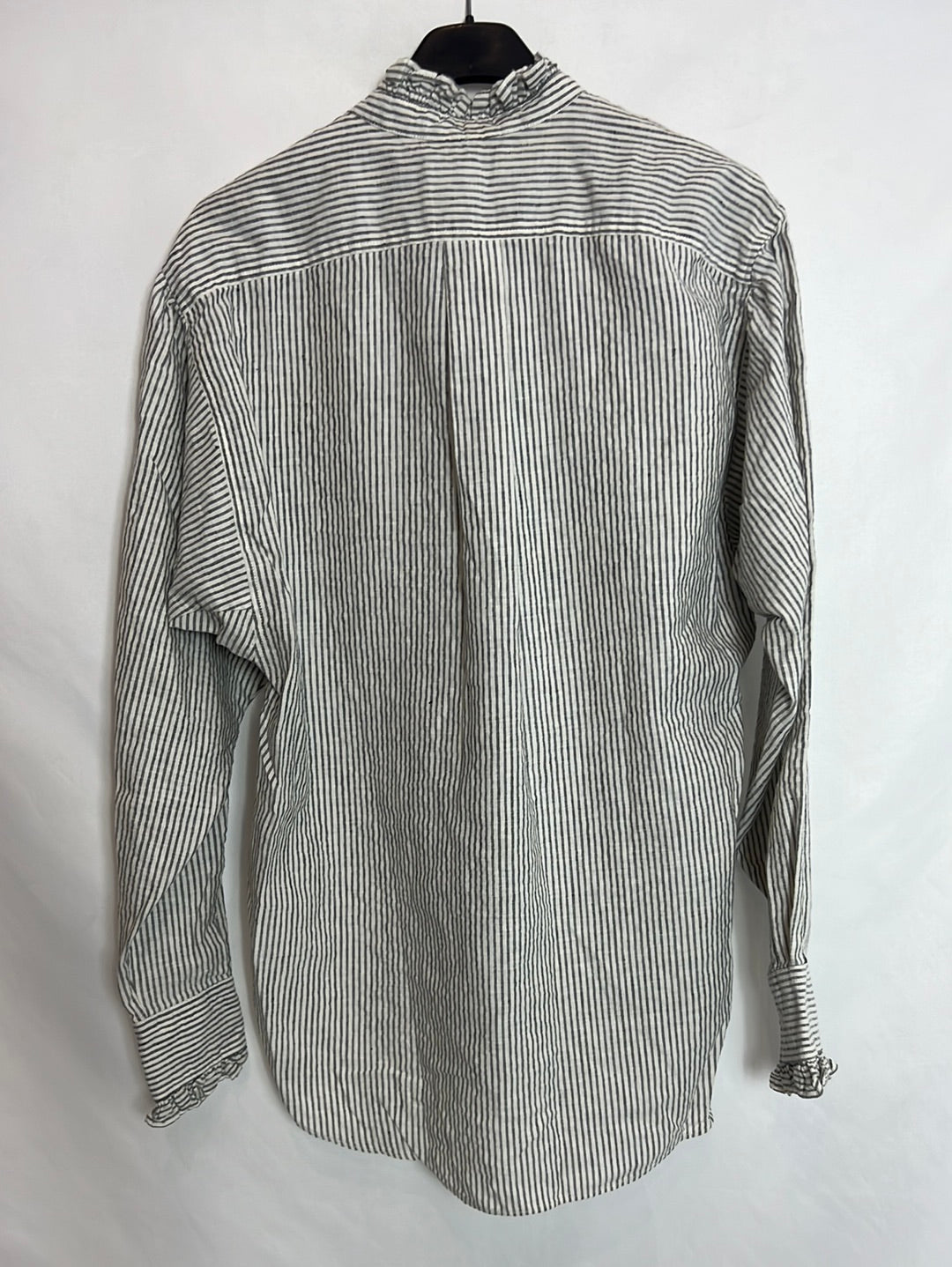 ISABEL MARANT. Striped blouse with ruffled collar. Size 36