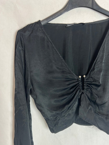 PULL&BEAR. Croptop negro satinado T.s