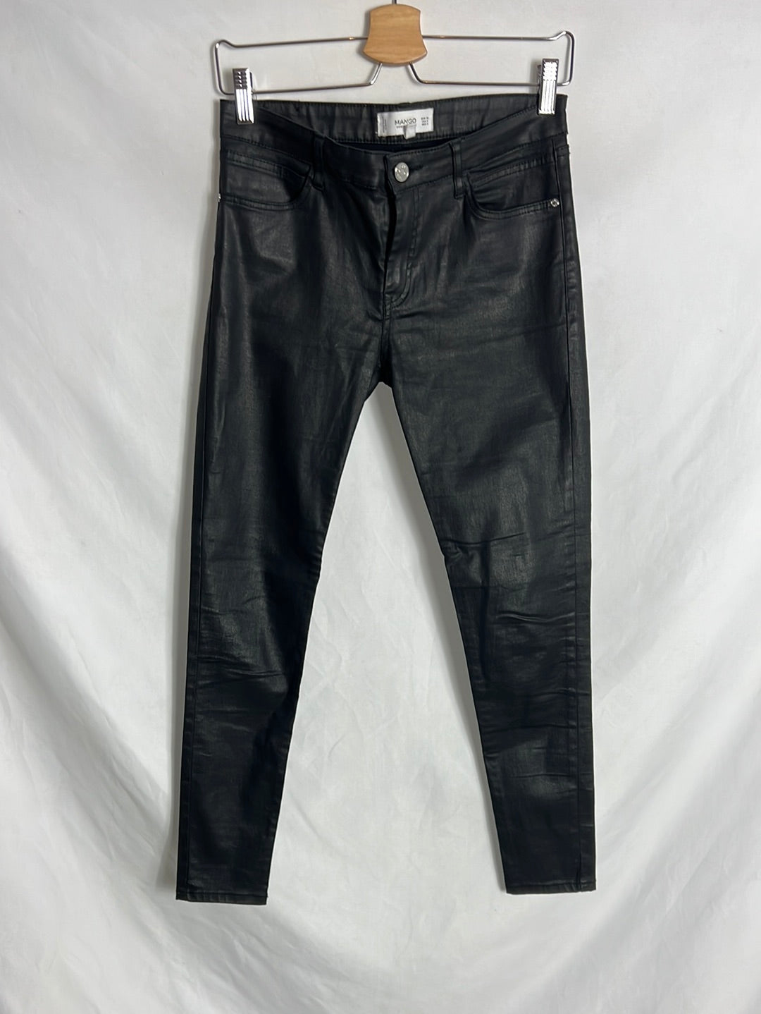 MANGO. Waxed skinny pants. Size 38