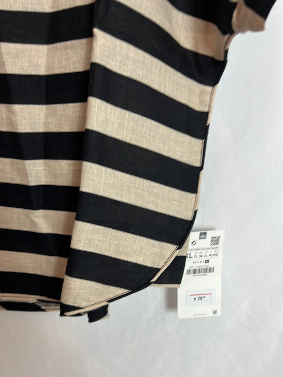 ZARA. Top lino rayas. T XL