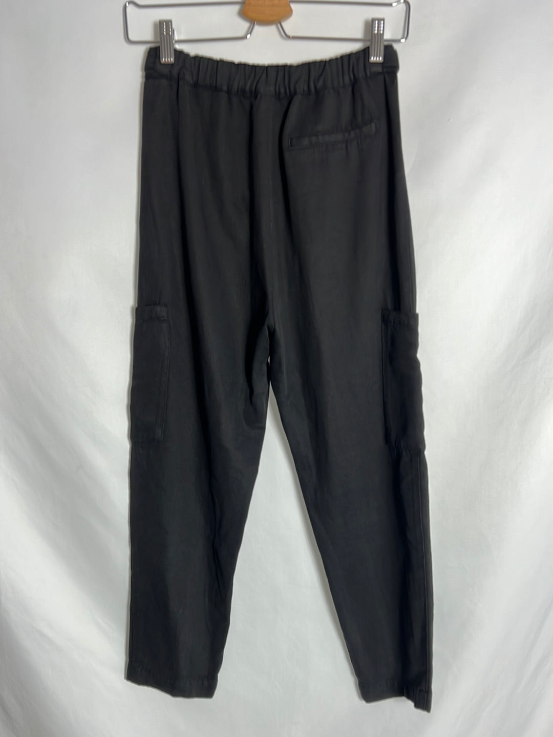 ZARA. Black trousers with pockets. Size 13-14 years.