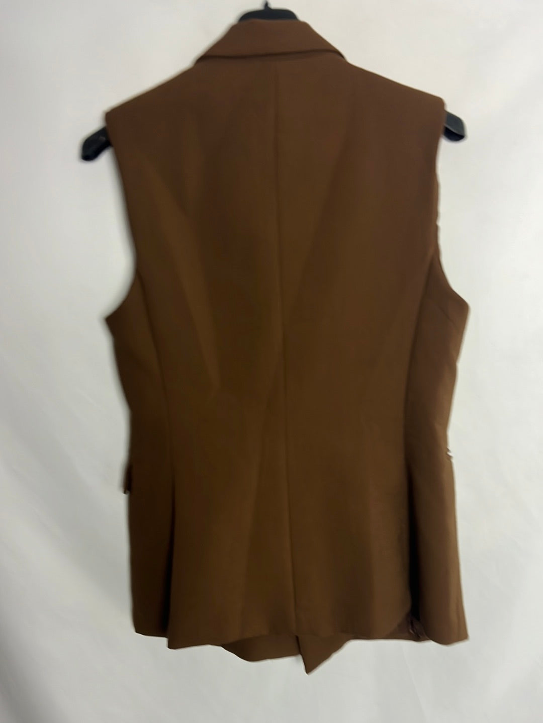 MANGO. Chaleco marrón botones. T M