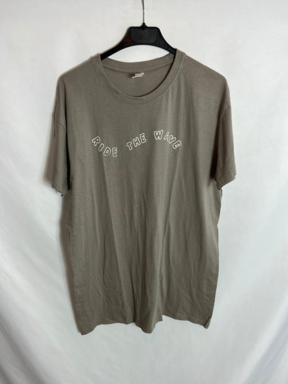 OTHERS. Beige T-shirt with letters Tl