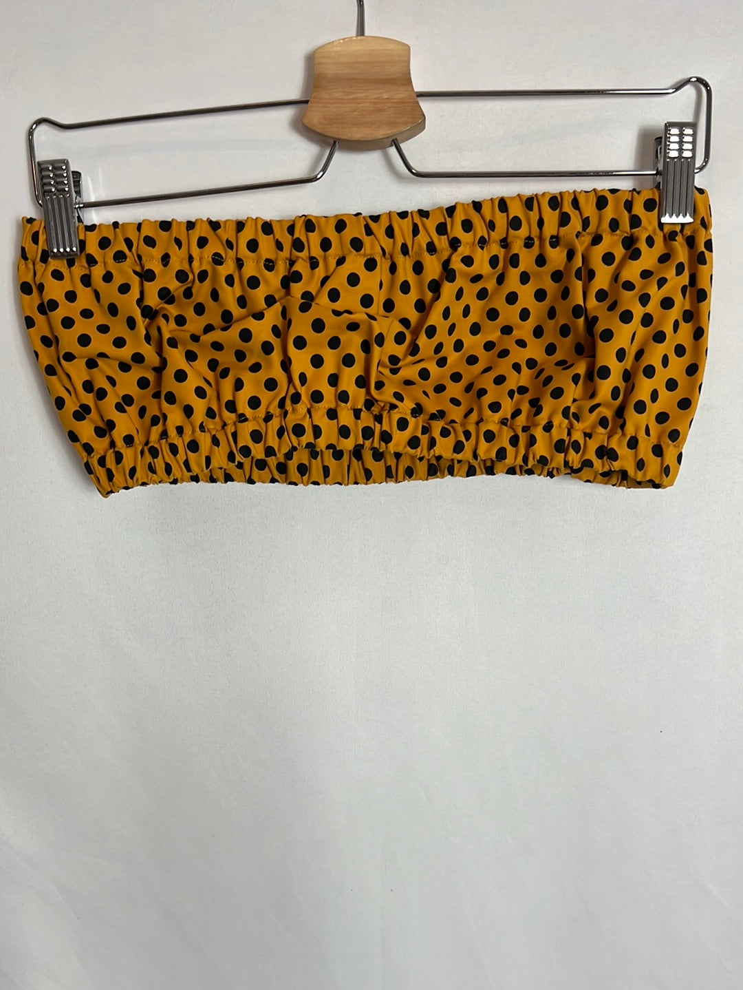 BIMBA Y LOLA. Mustard bandeau with black polka dots. YOU
