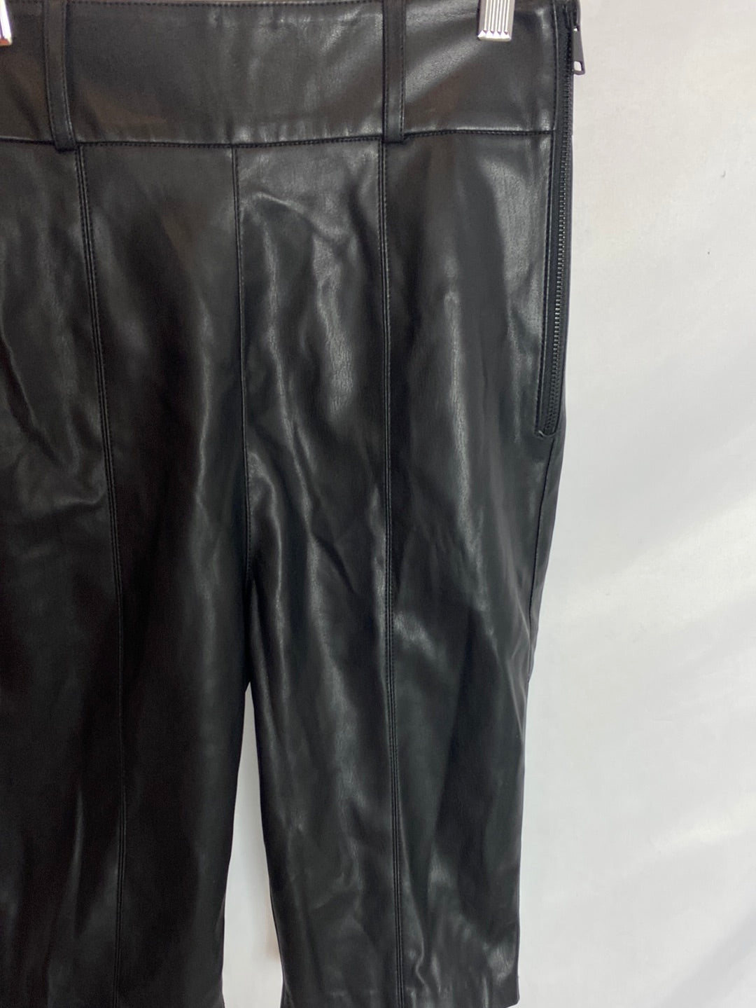 SFERA. Black faux leather Bermuda shorts. TS