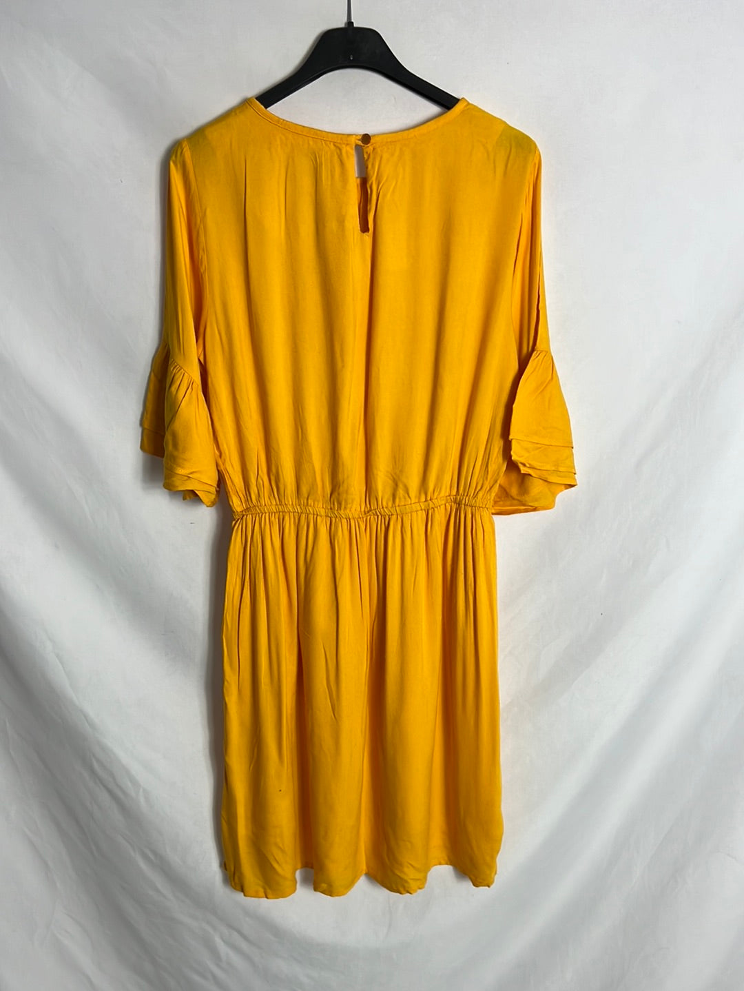 COMPAÑIA FANTASTICA. Vestido corto color melocotón. T S