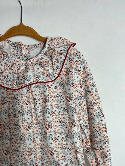 REGINA FOR KIDS. Blusa flores mini tonos naranjas. T 3 años